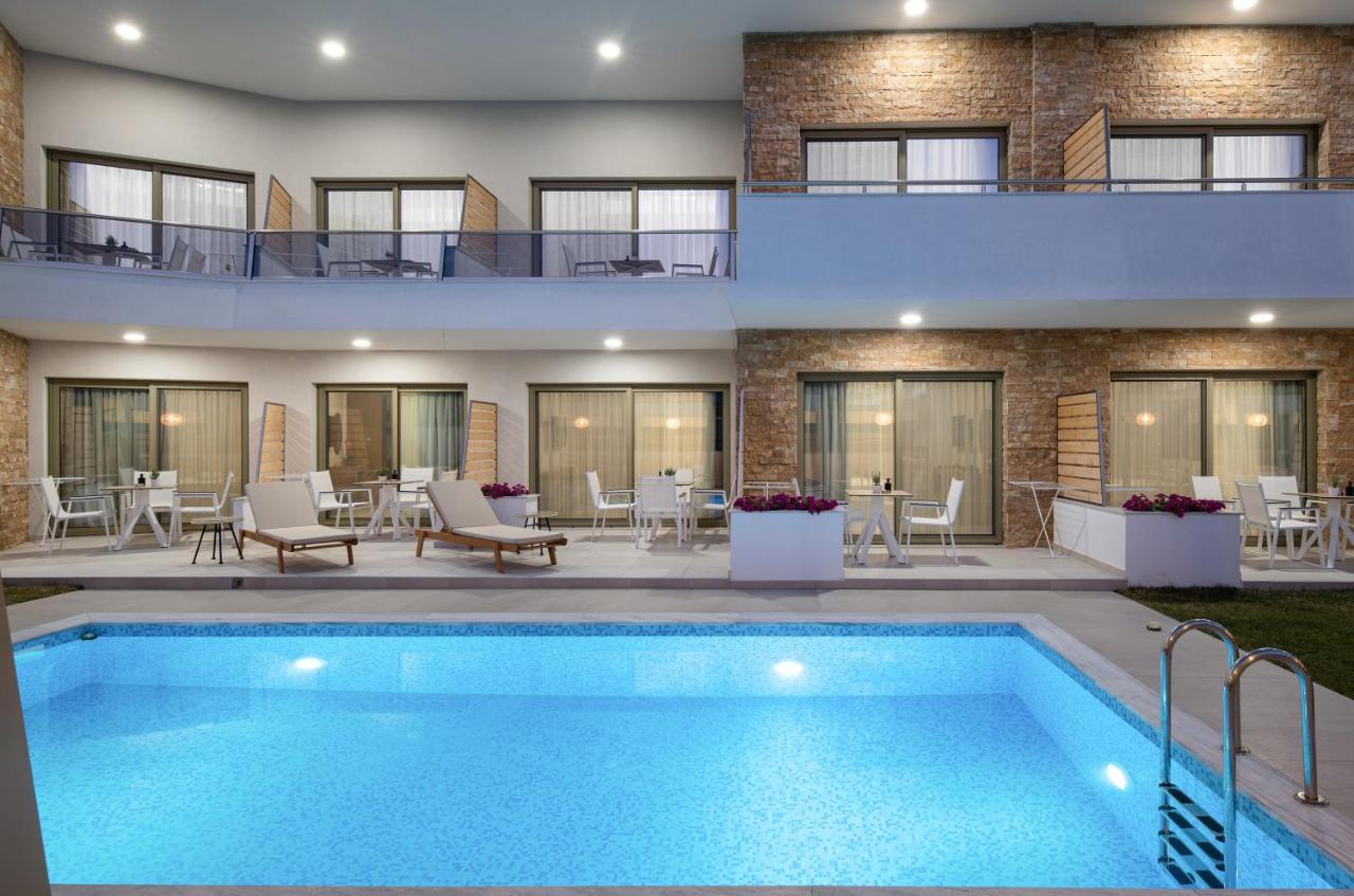 Imagine Luxury Suites Nikiti  Exterior photo
