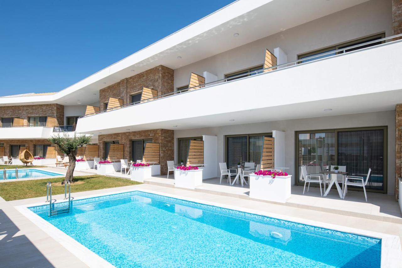 Imagine Luxury Suites Nikiti  Exterior photo