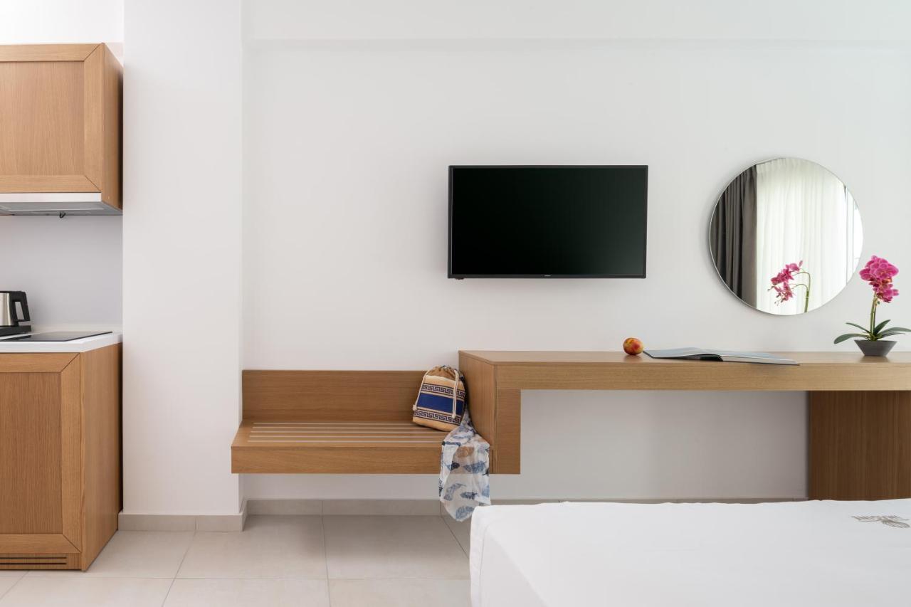 Imagine Luxury Suites Nikiti  Exterior photo