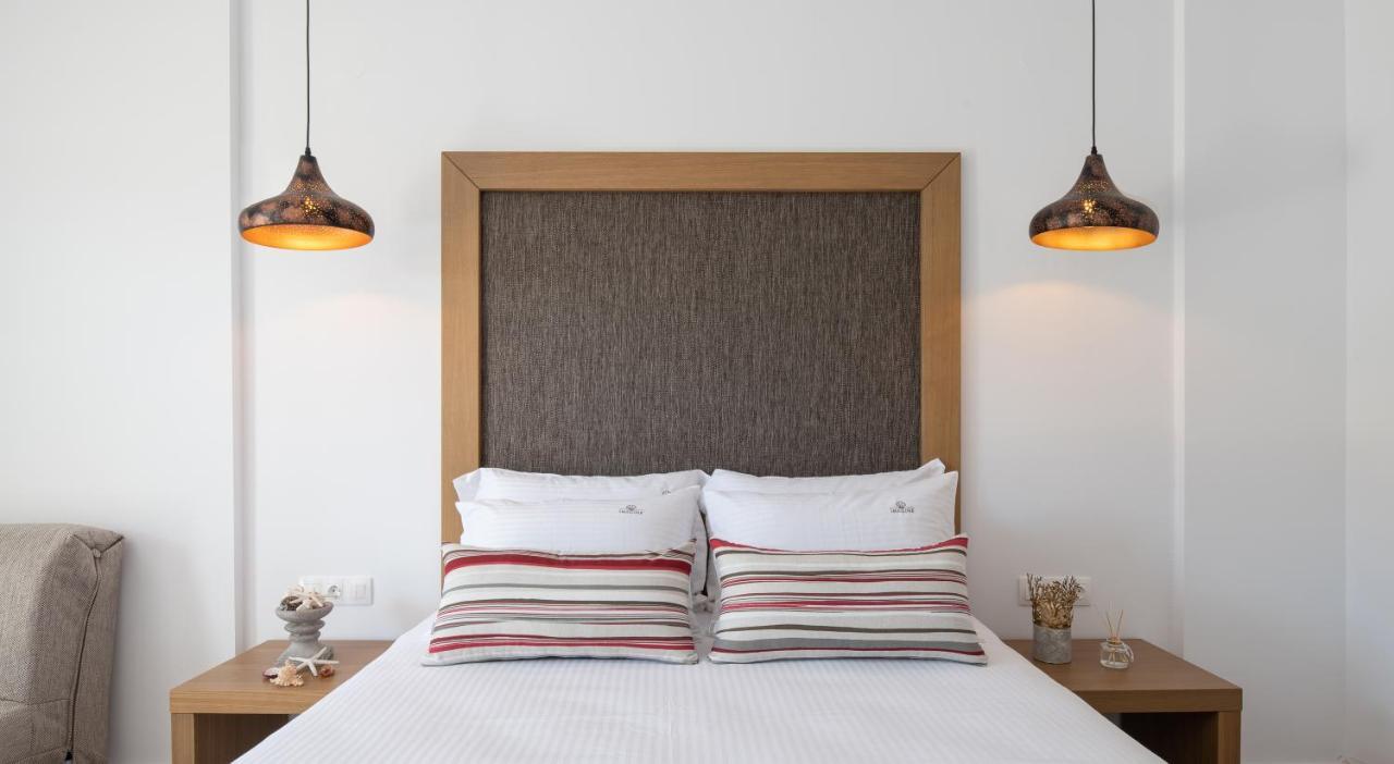 Imagine Luxury Suites Nikiti  Exterior photo
