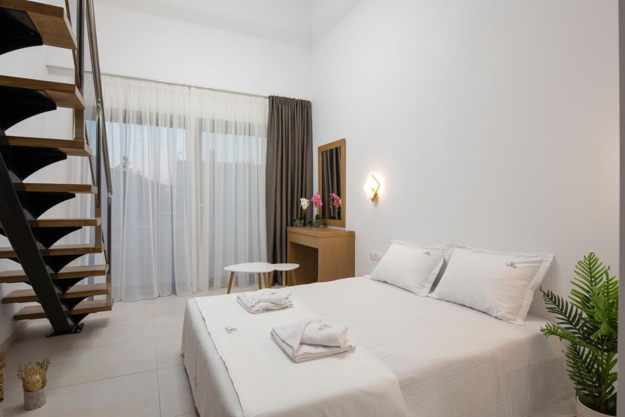 Imagine Luxury Suites Nikiti  Exterior photo