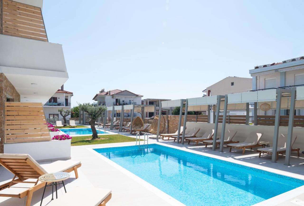 Imagine Luxury Suites Nikiti  Exterior photo