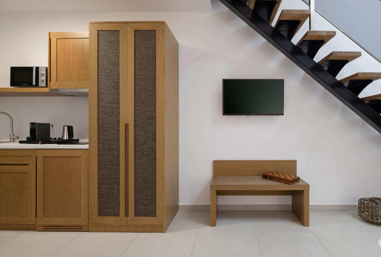 Imagine Luxury Suites Nikiti  Exterior photo