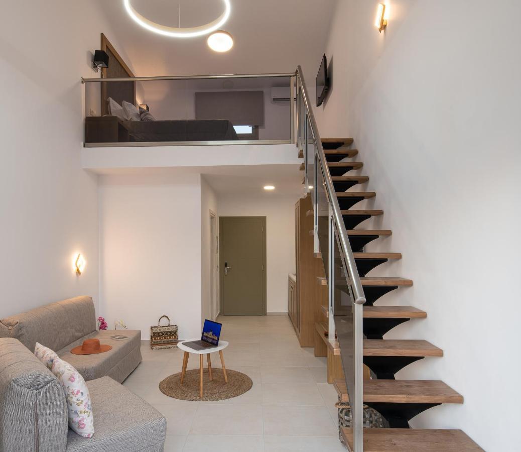 Imagine Luxury Suites Nikiti  Exterior photo