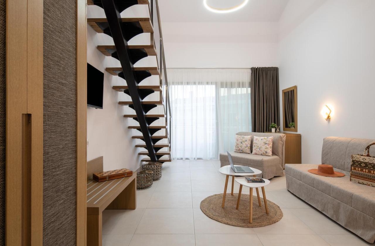 Imagine Luxury Suites Nikiti  Exterior photo